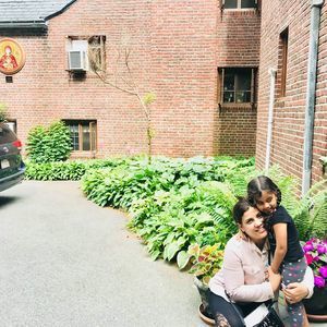 Meet your Posher, Miriam bent